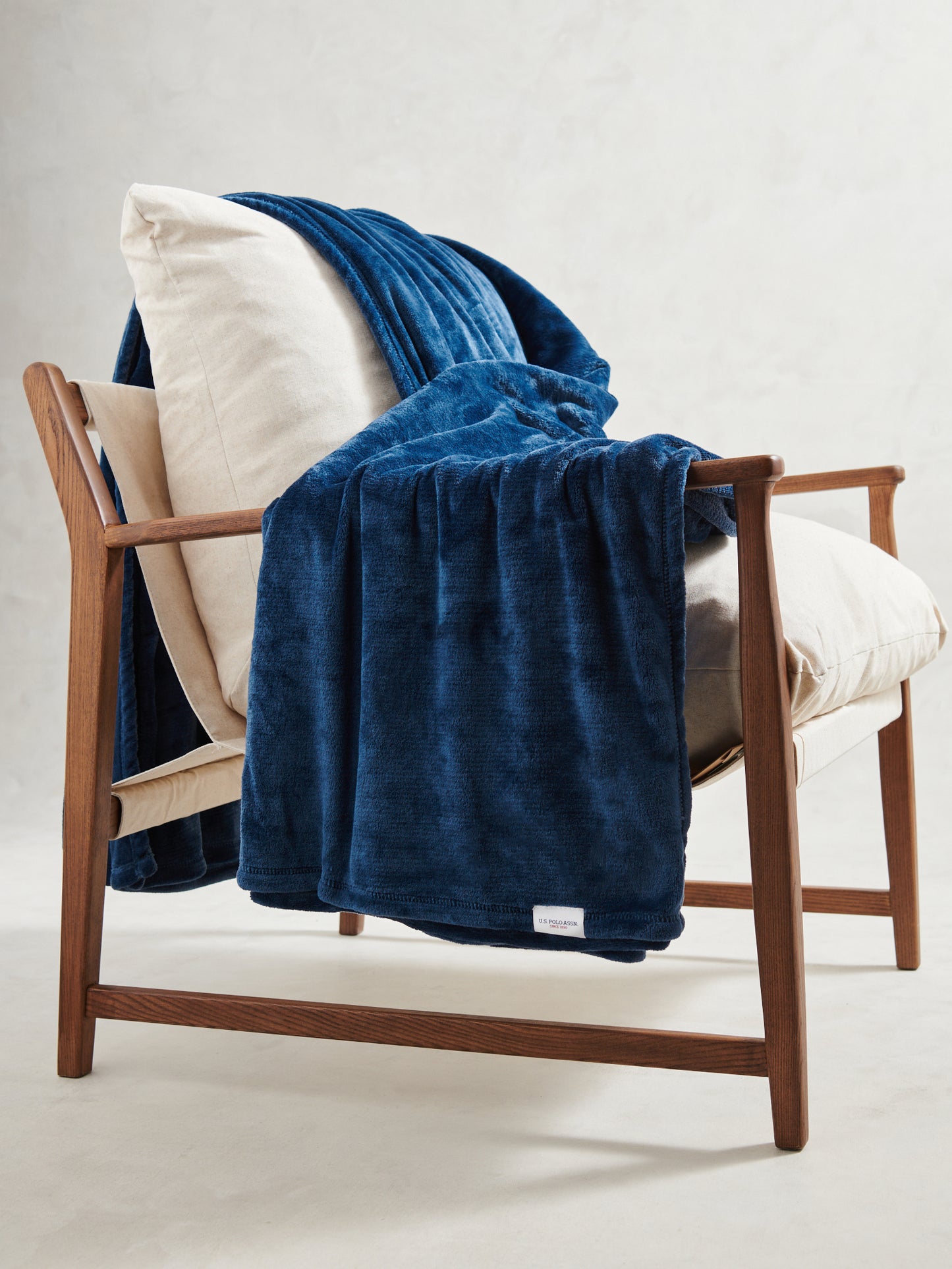 Premium Plush Fleece Throw Ensign Blue