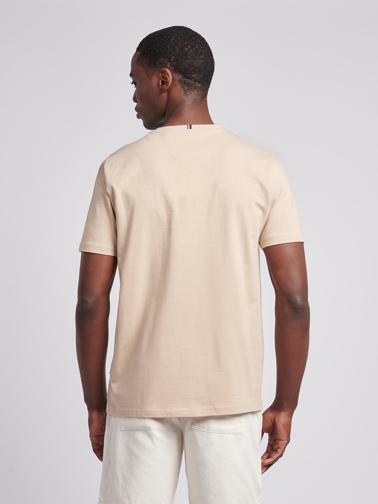 Mens Double Horsemen Pocket T-Shirt in Doeskin