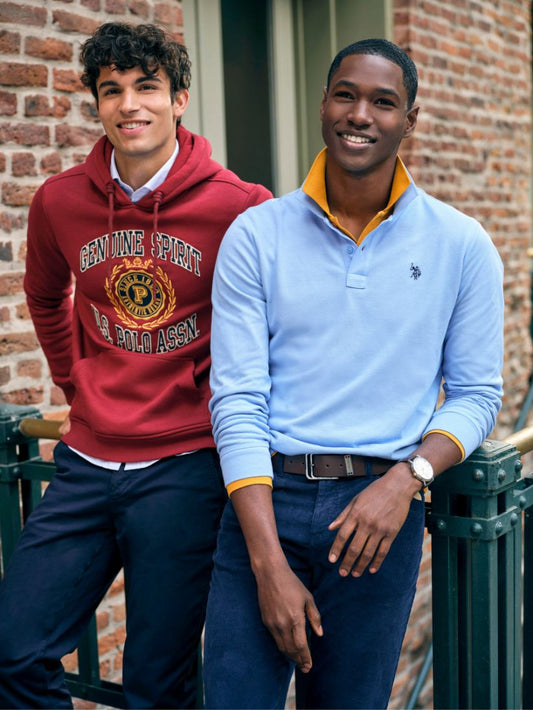 Sweatshirts & Hoodies