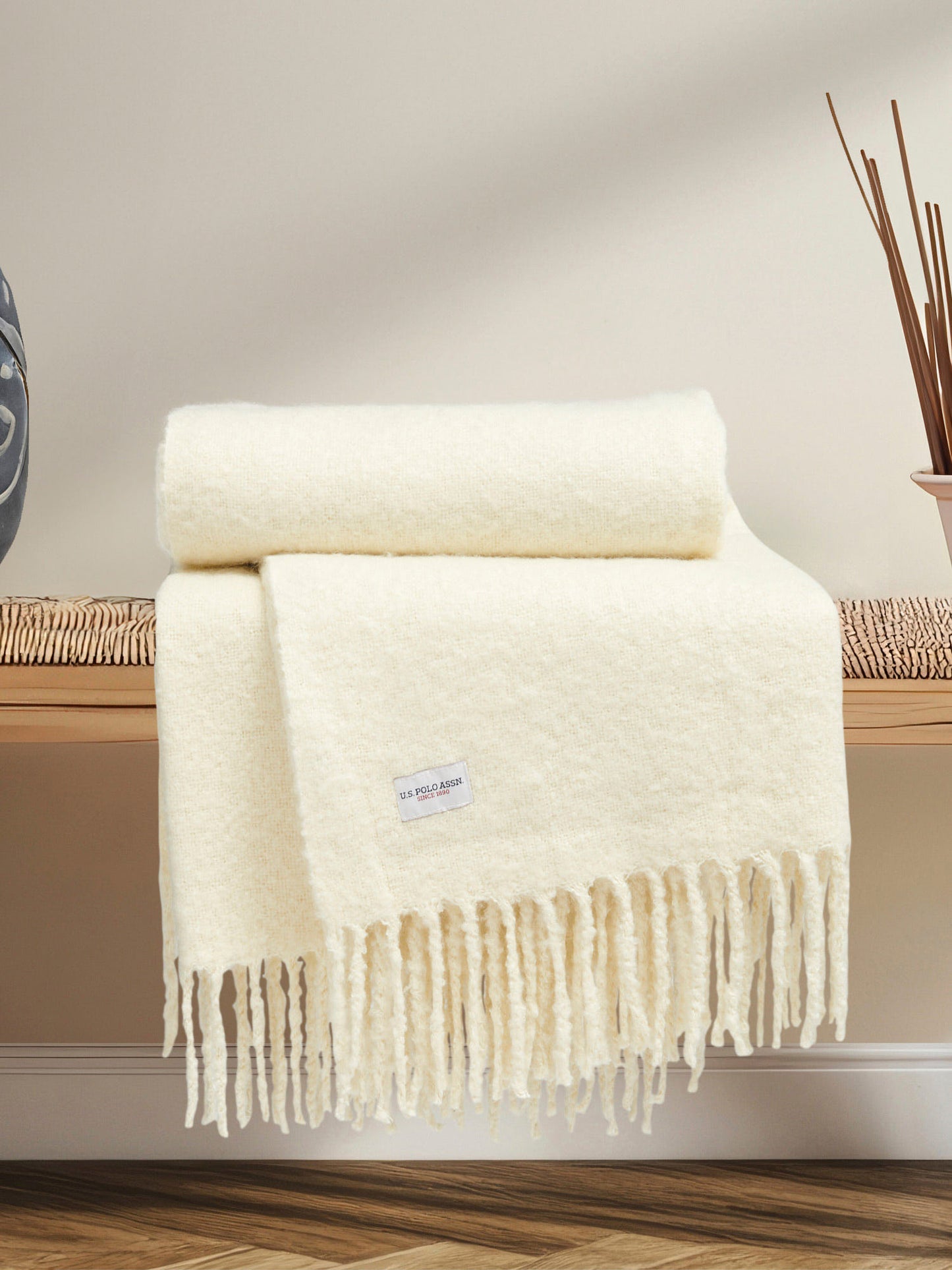 Premium Super Soft Hanging Throw in Light Gray