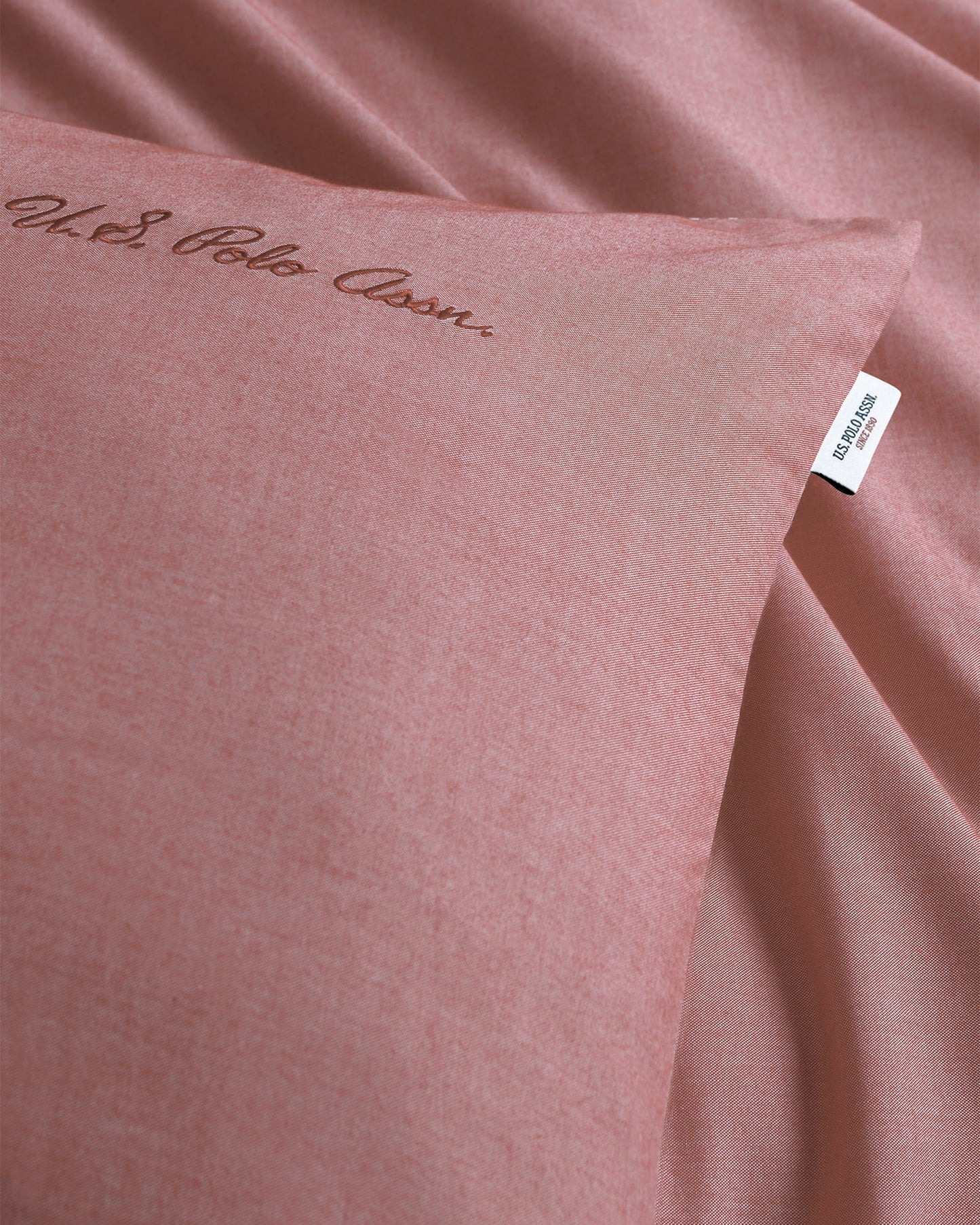 Pure Cotton Chambray Duvet Set in Haute Red