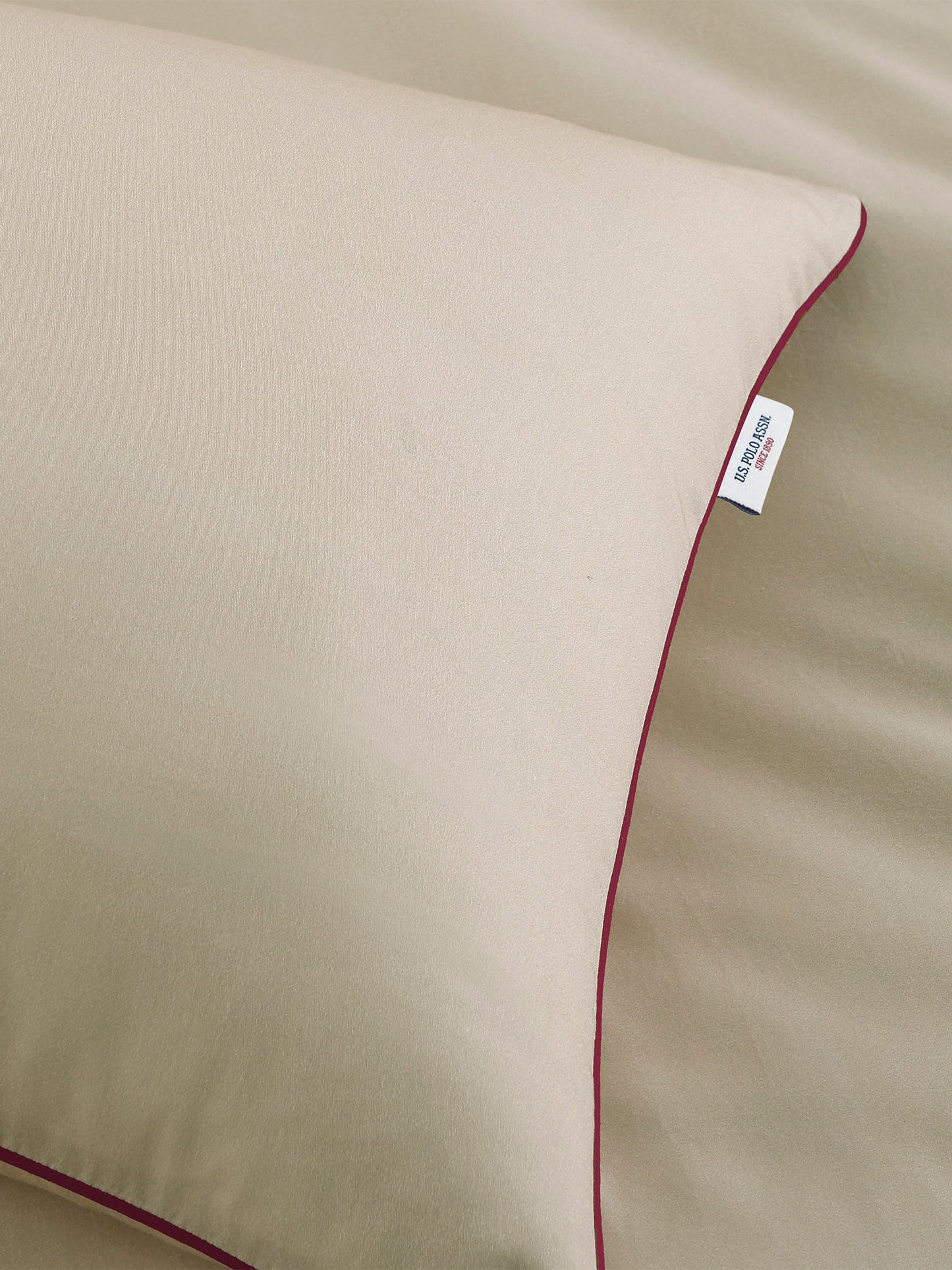 Pure Cotton Piped Duvet Set in Doeskin