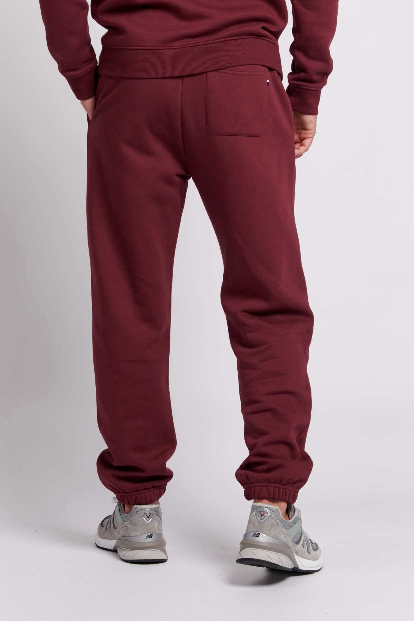 Mens Fleece Joggers in Windsor Wine