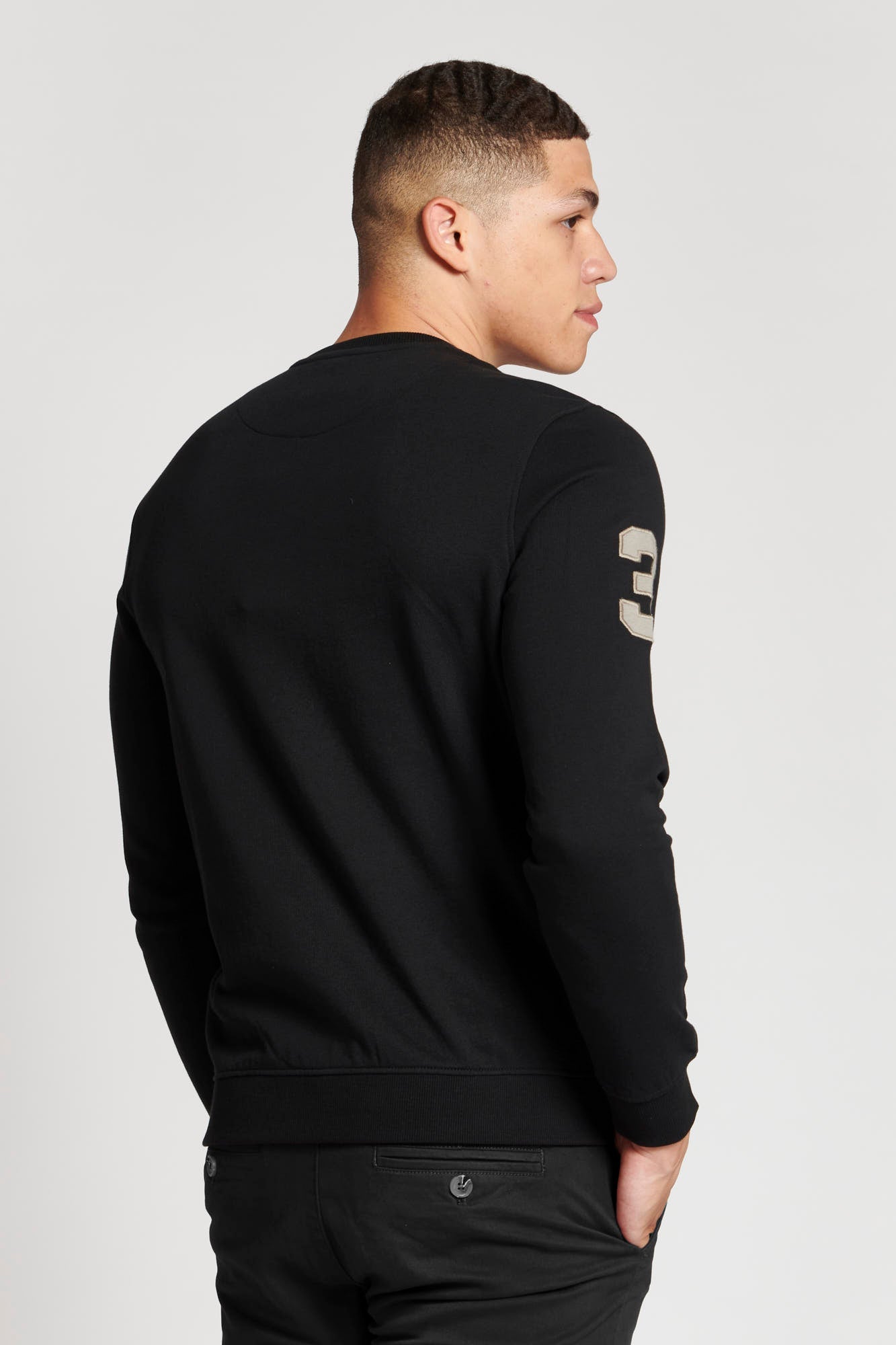 Mens Player 3 Crew Neck Sweatshirt in Black