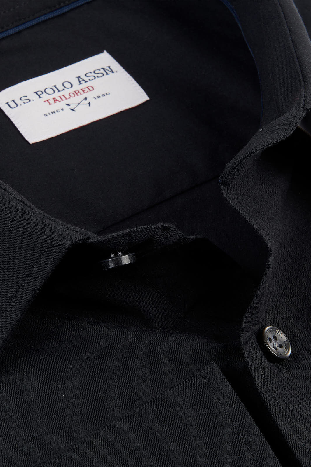 Mens Long Sleeve Poplin Shirt in Black