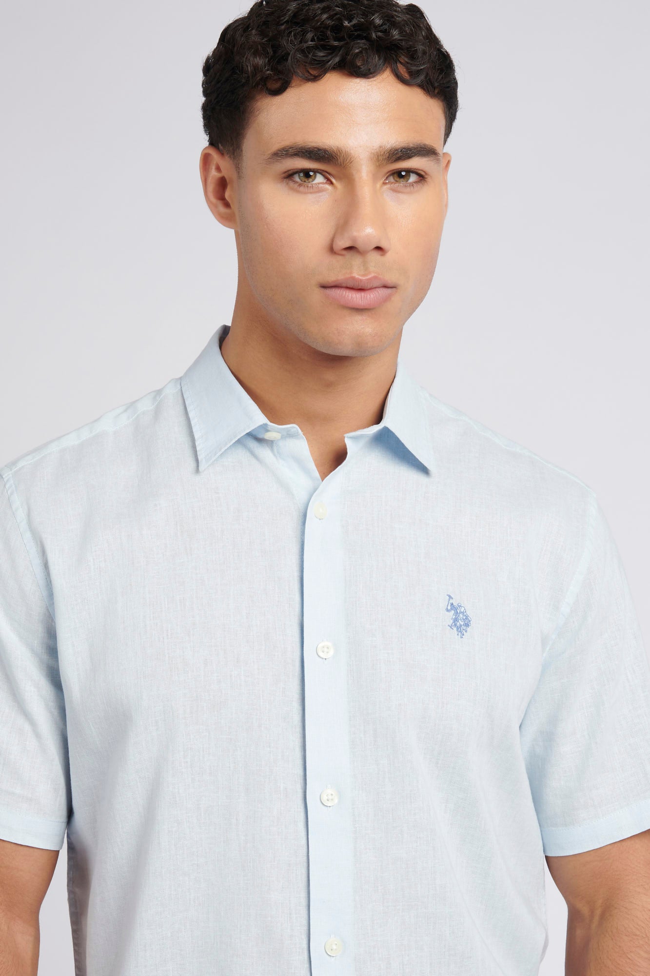 Mens Linen Blend Short Sleeve Shirt in Ice Blue