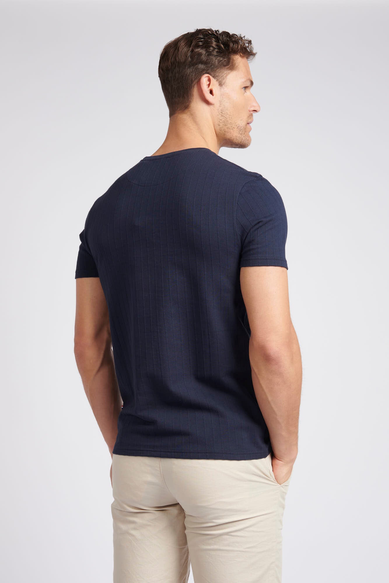 Mens Classic Fit Verticle Texture T-Shirt in Dark Sapphire Navy