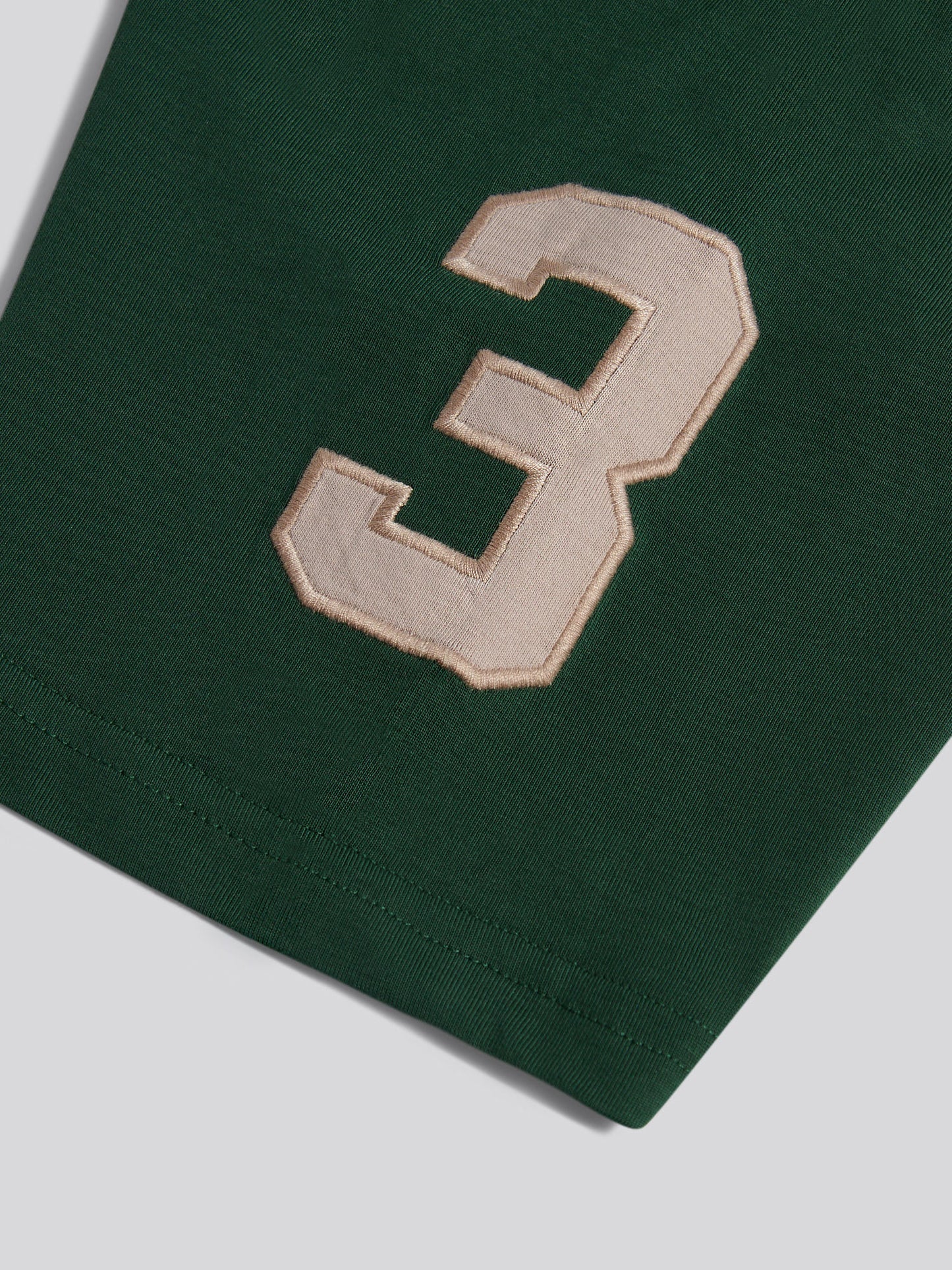 Mens Player 3 T-Shirt in Pineneedle