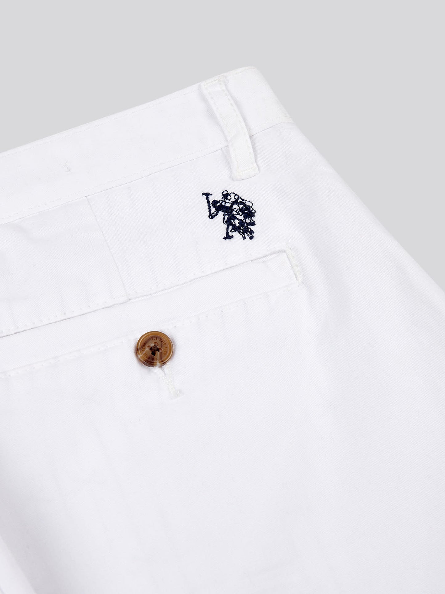 Mens Classic Chinos Shorts in Bright White