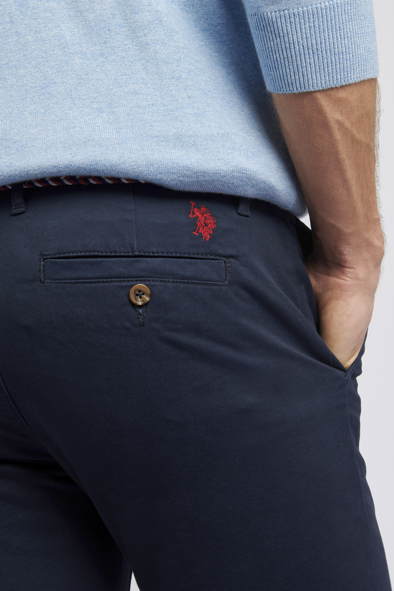 Mens Classic Chino in Dark Sapphire Navy / Haute Red DHM