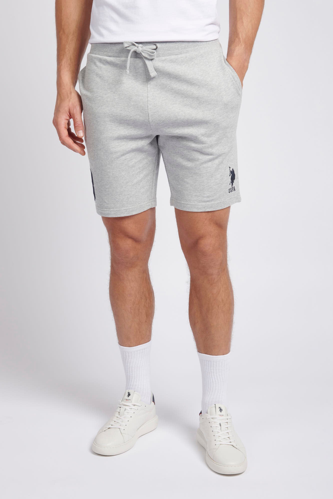 Mens Classic Fit Player 3 Sweat Shorts in Mid Grey Marl