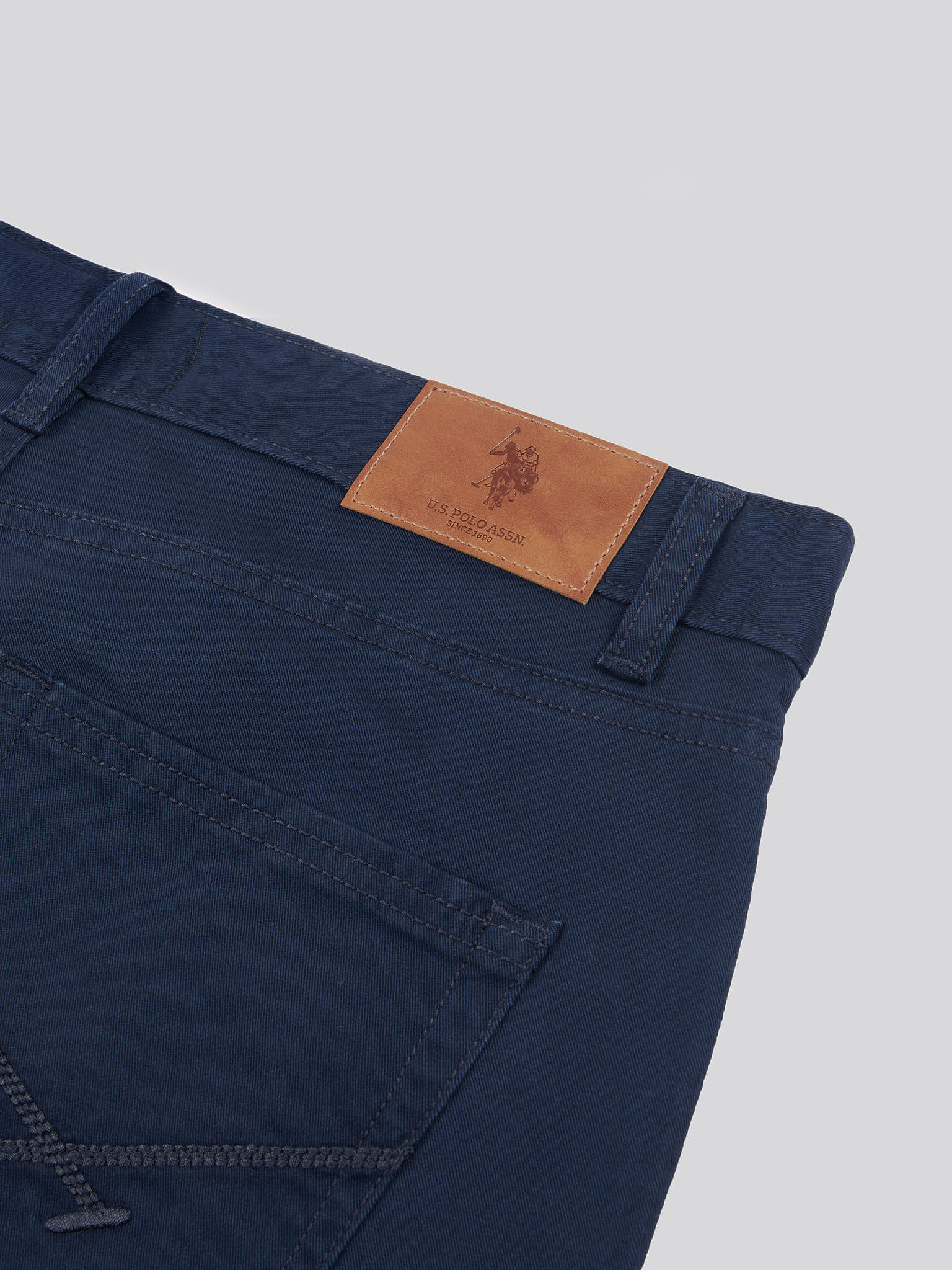 Mens Core 5 Pocket Trousers in Dark Sapphire Navy / Haute Red DHM