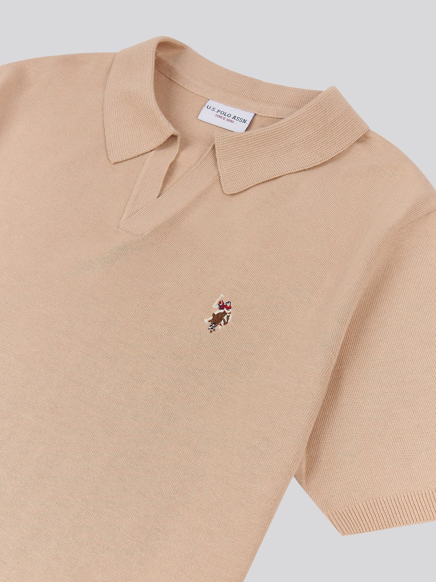 Mens Combed Cotton Revere Polo Shirt in Doeskin / Multi Coloured DHM