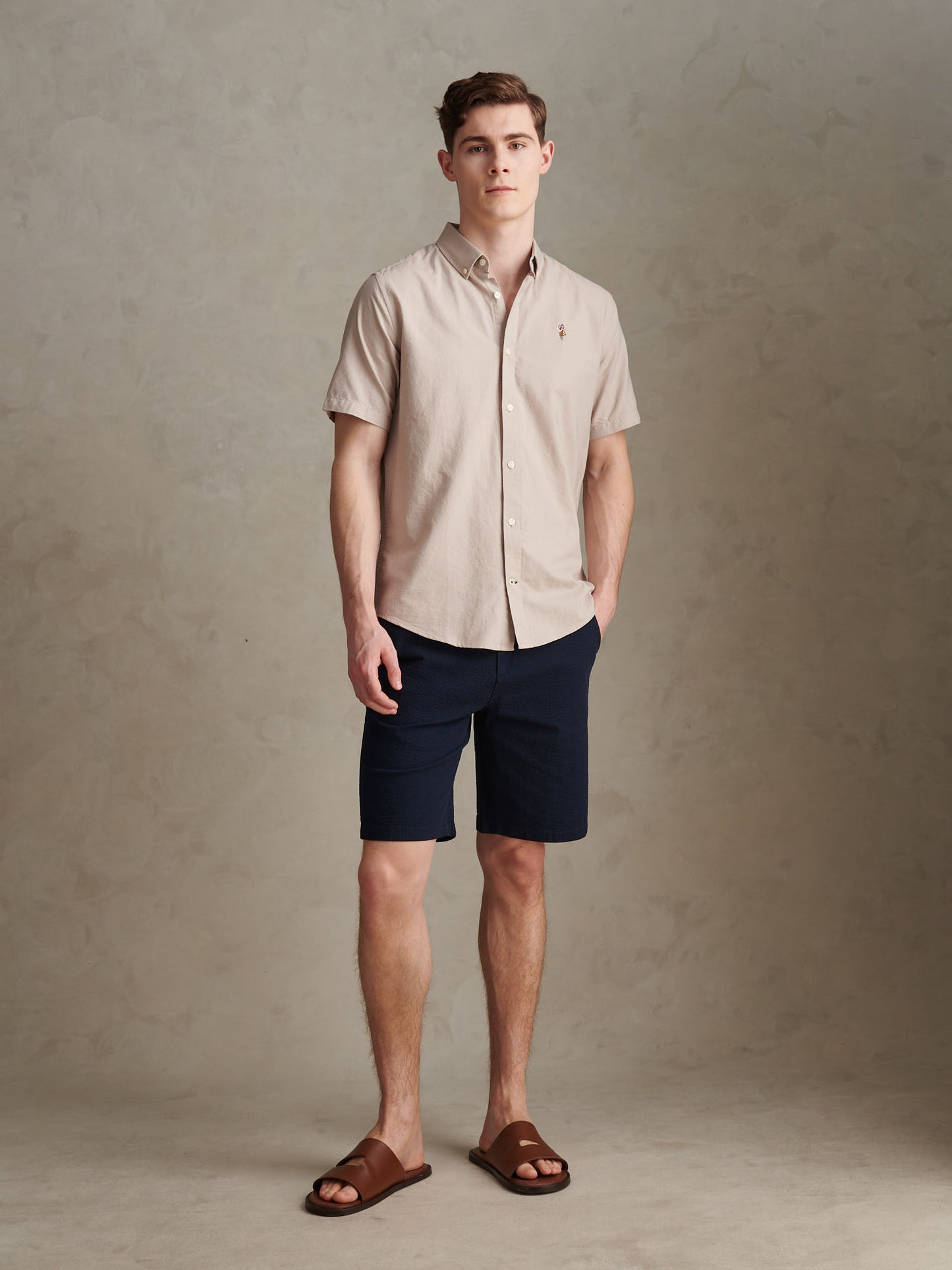 Mens Short Sleeve Oxford Shirt in String