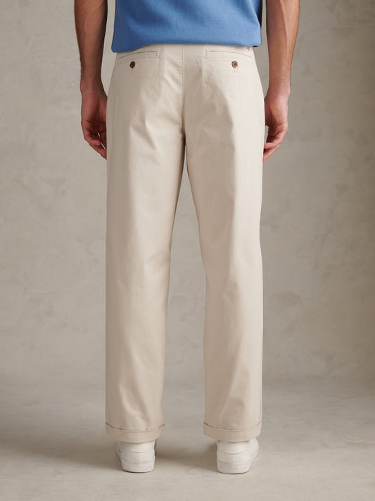 Mens Pleat Front Lightweight Chino Trousers Beige