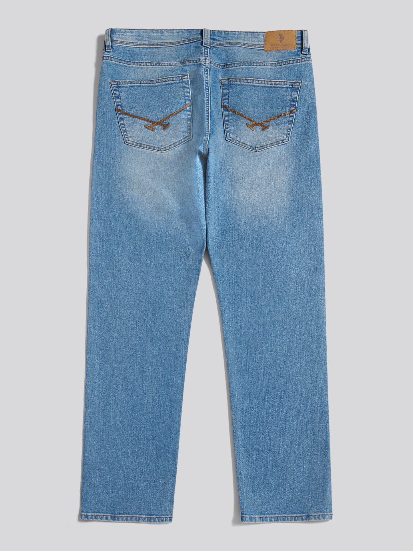 Mens Straight Fit Jean in Blue Wash