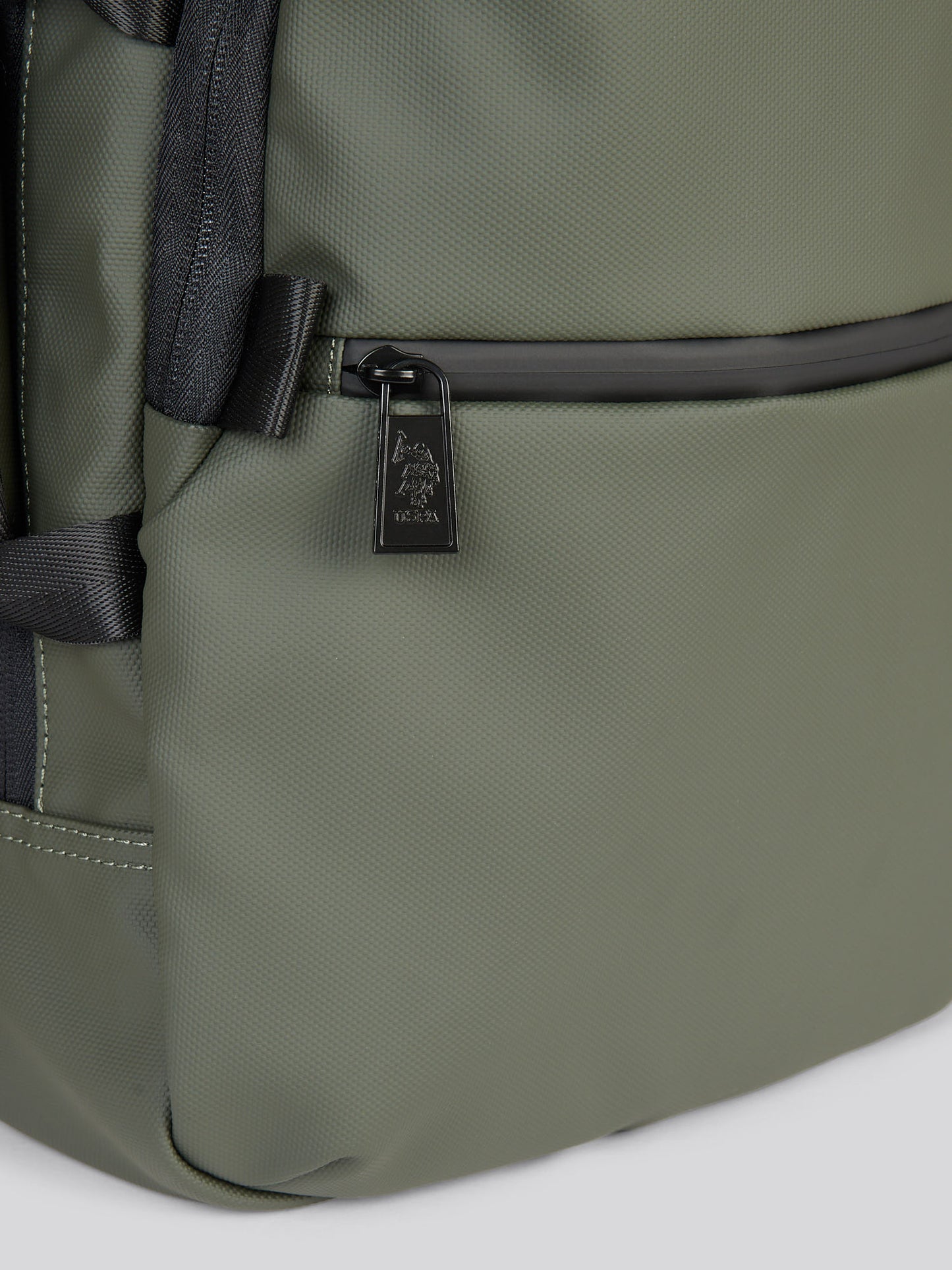 Mens Arrowhead Backpack in Army Green