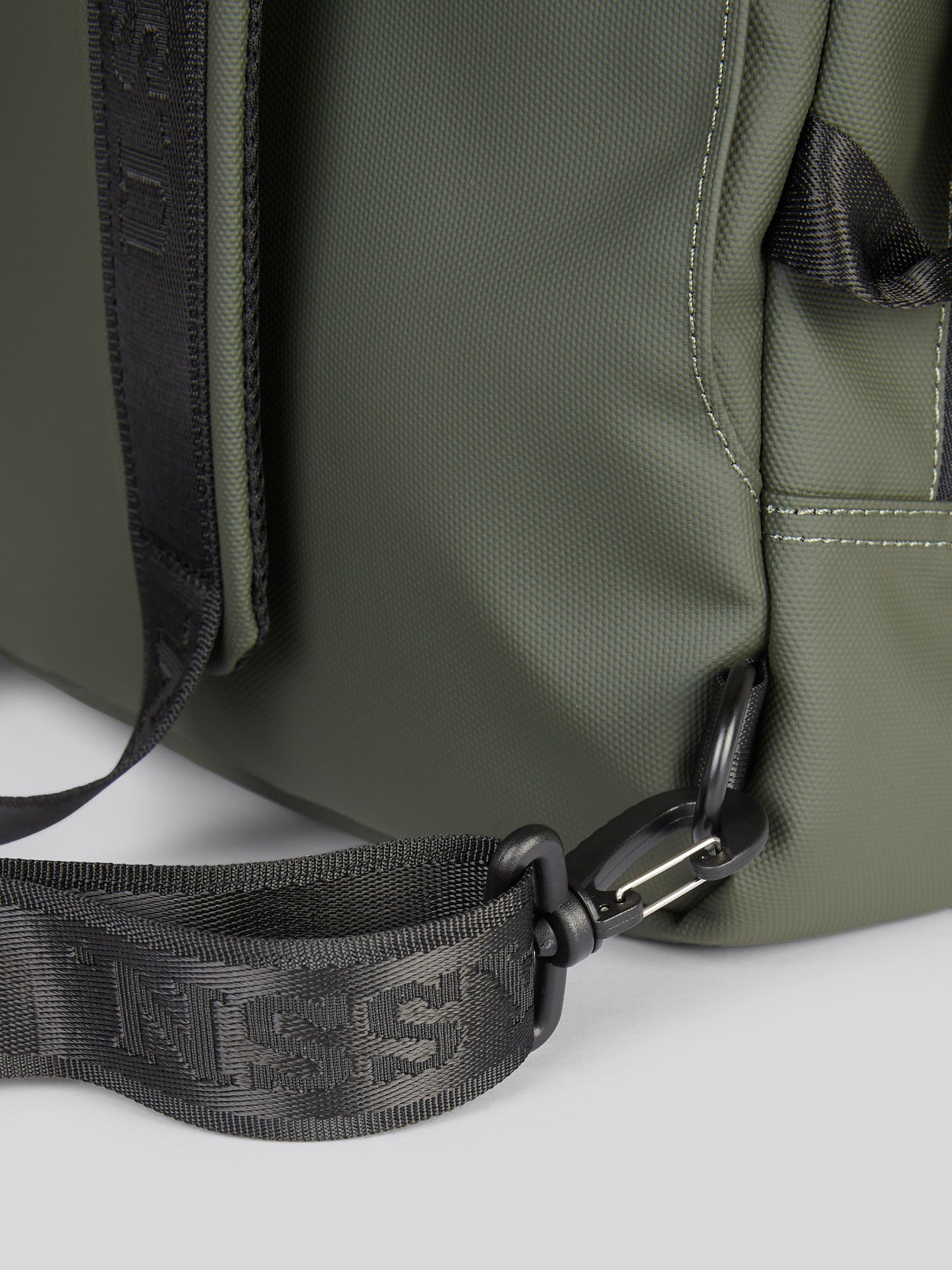 Mens Arrowhead Backpack in Army Green