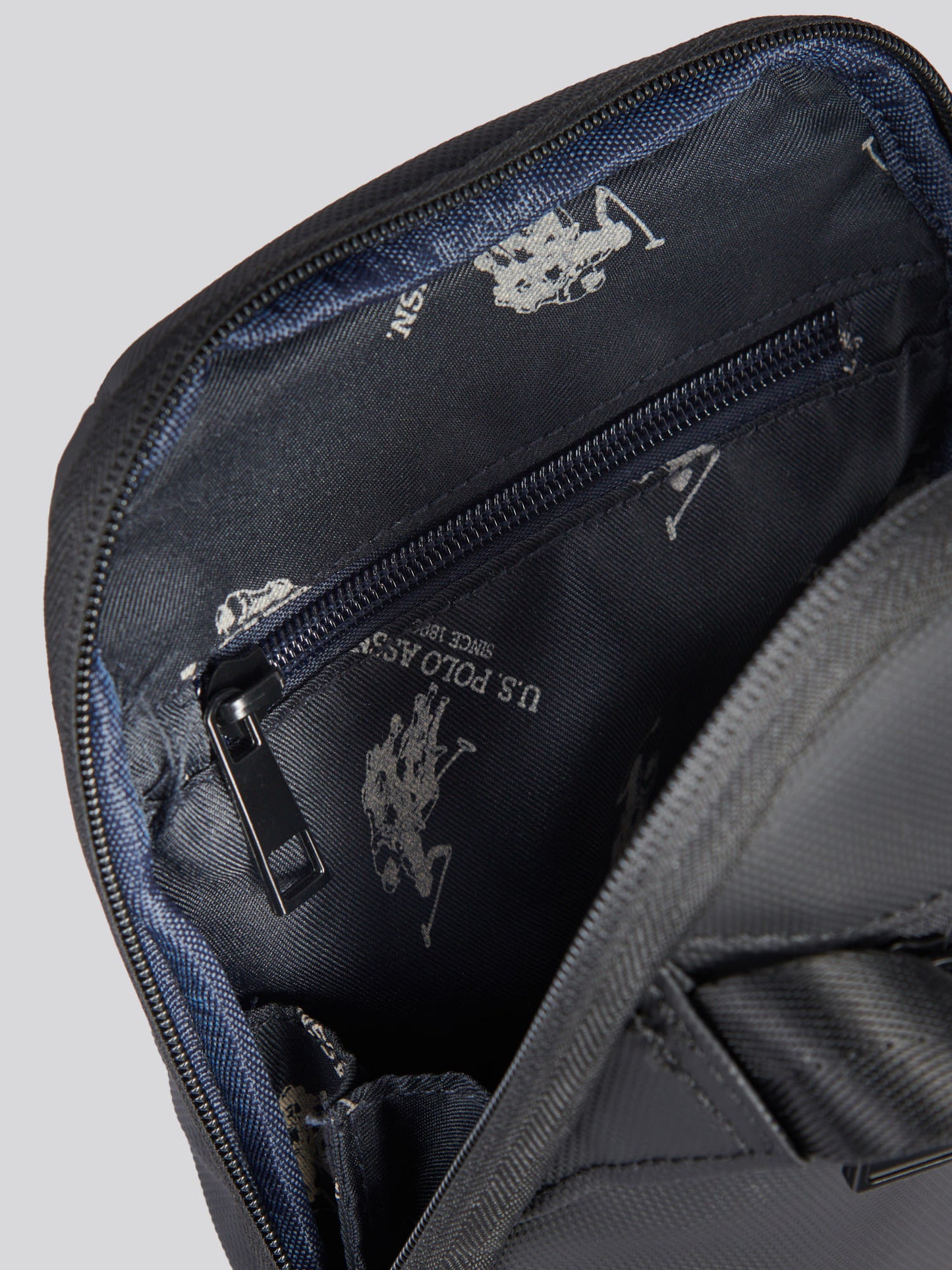 Mens Small Arrowhead Crossbody Bag in Black