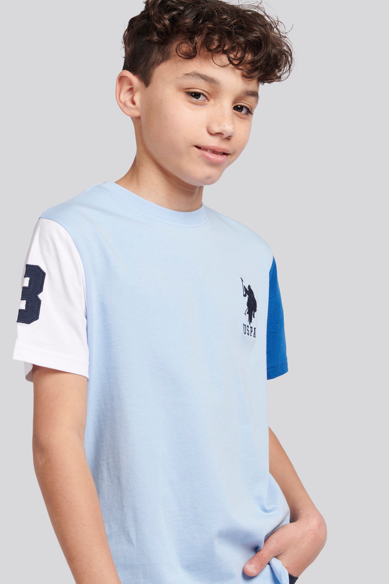 Boys Player 3 Colourblock T-Shirt in Cashmere Blue