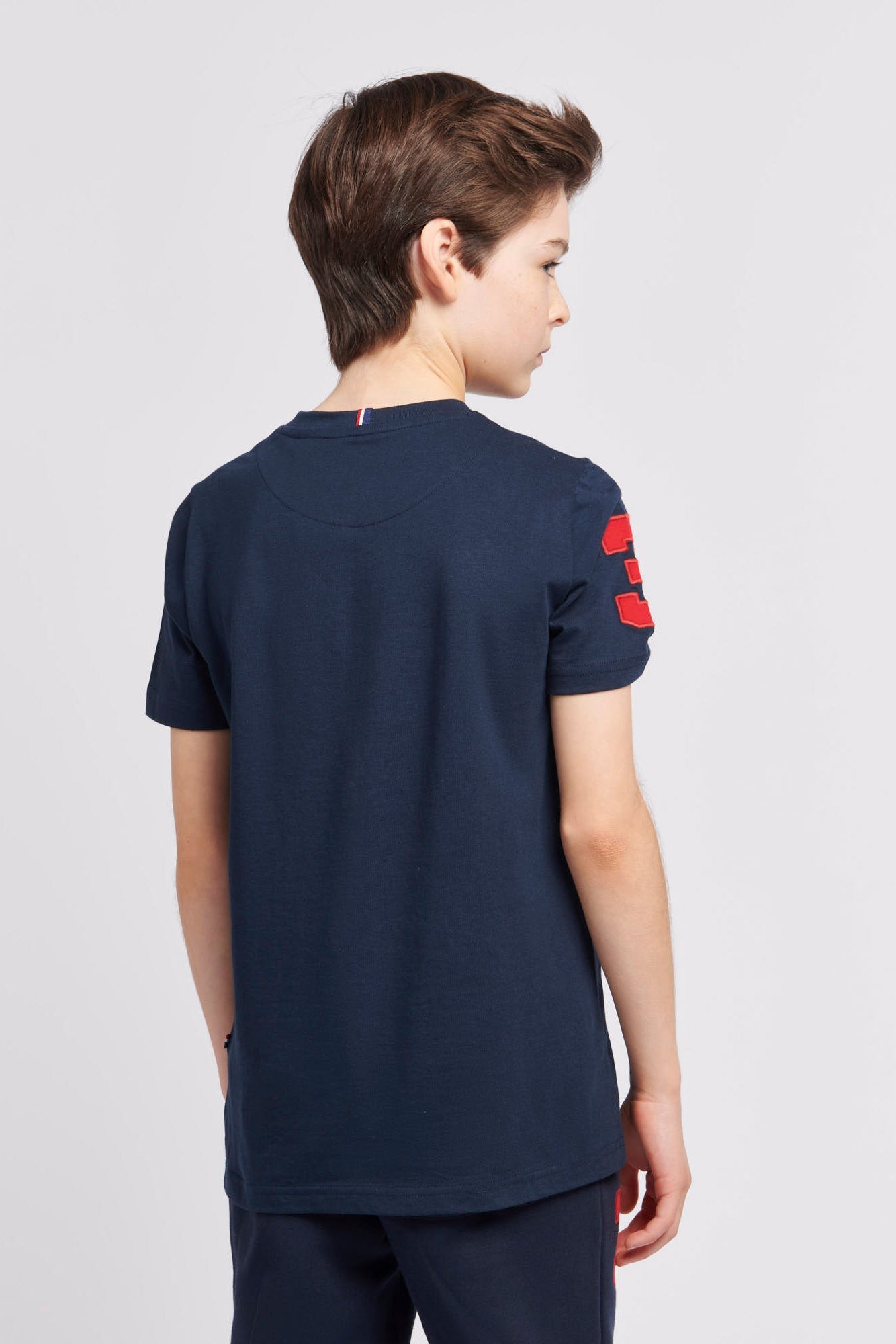 Boys Player 3 T-Shirt in Dark Sapphire Navy / Haute Red DHM