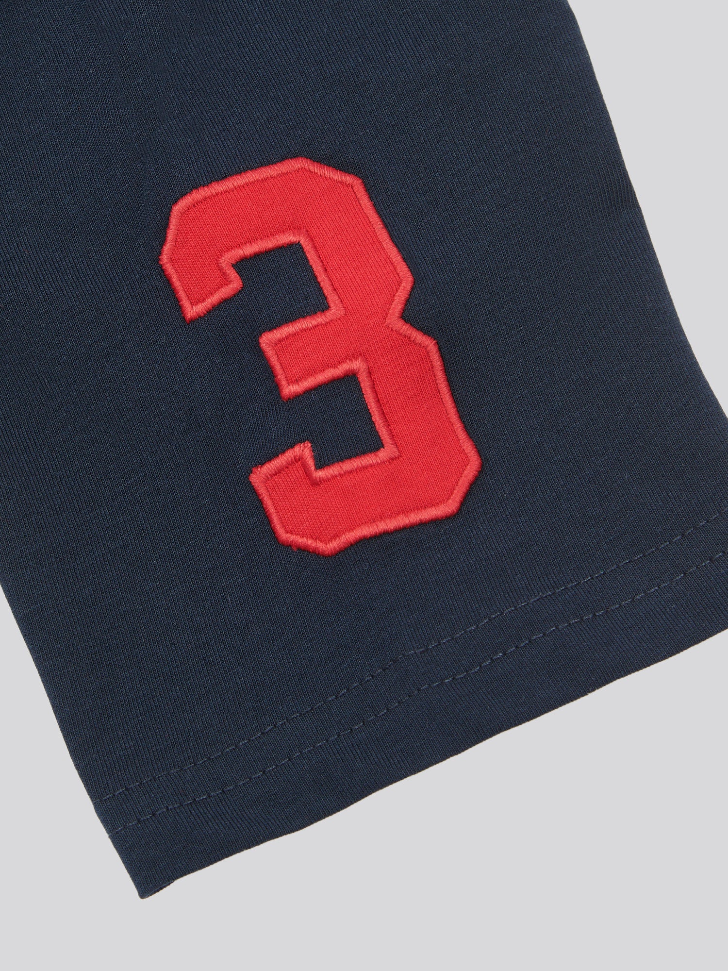 Boys Player 3 T-Shirt in Dark Sapphire Navy / Haute Red DHM