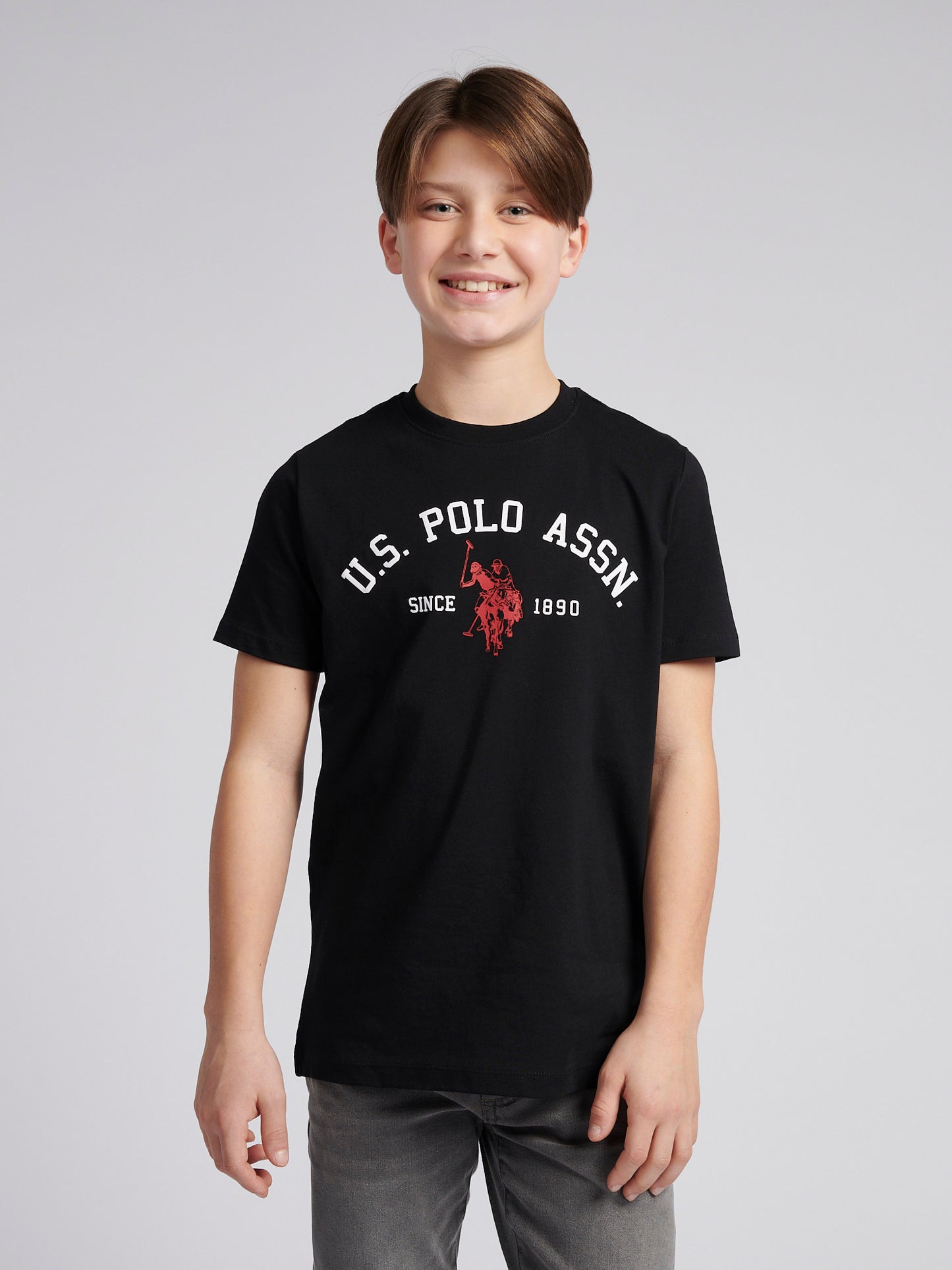 Boys Signature Arch Print T-Shirt in Black