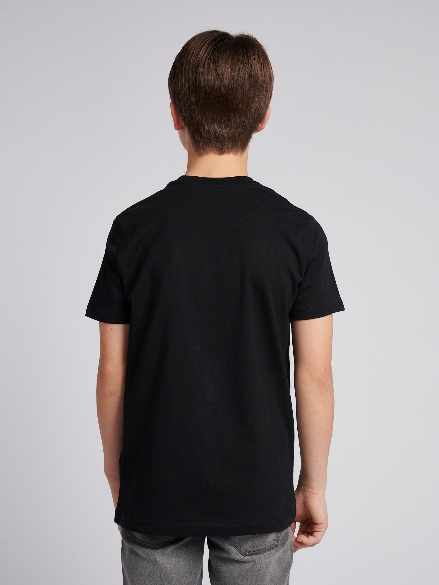 Boys Signature Arch Print T-Shirt in Black