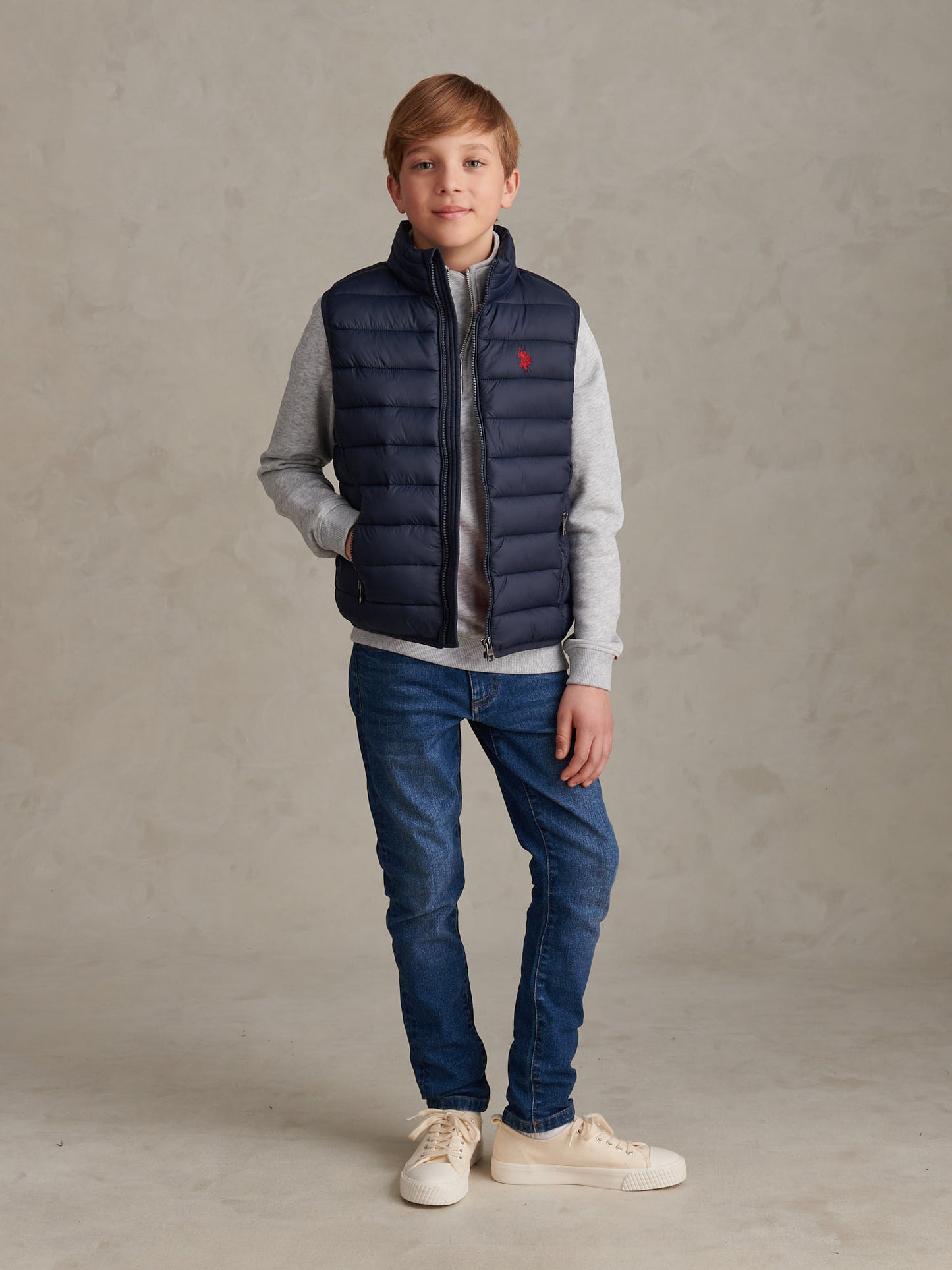 Boys Lightweight Quilted Gilet Dark Sapphire Navy / Haute Red DHM