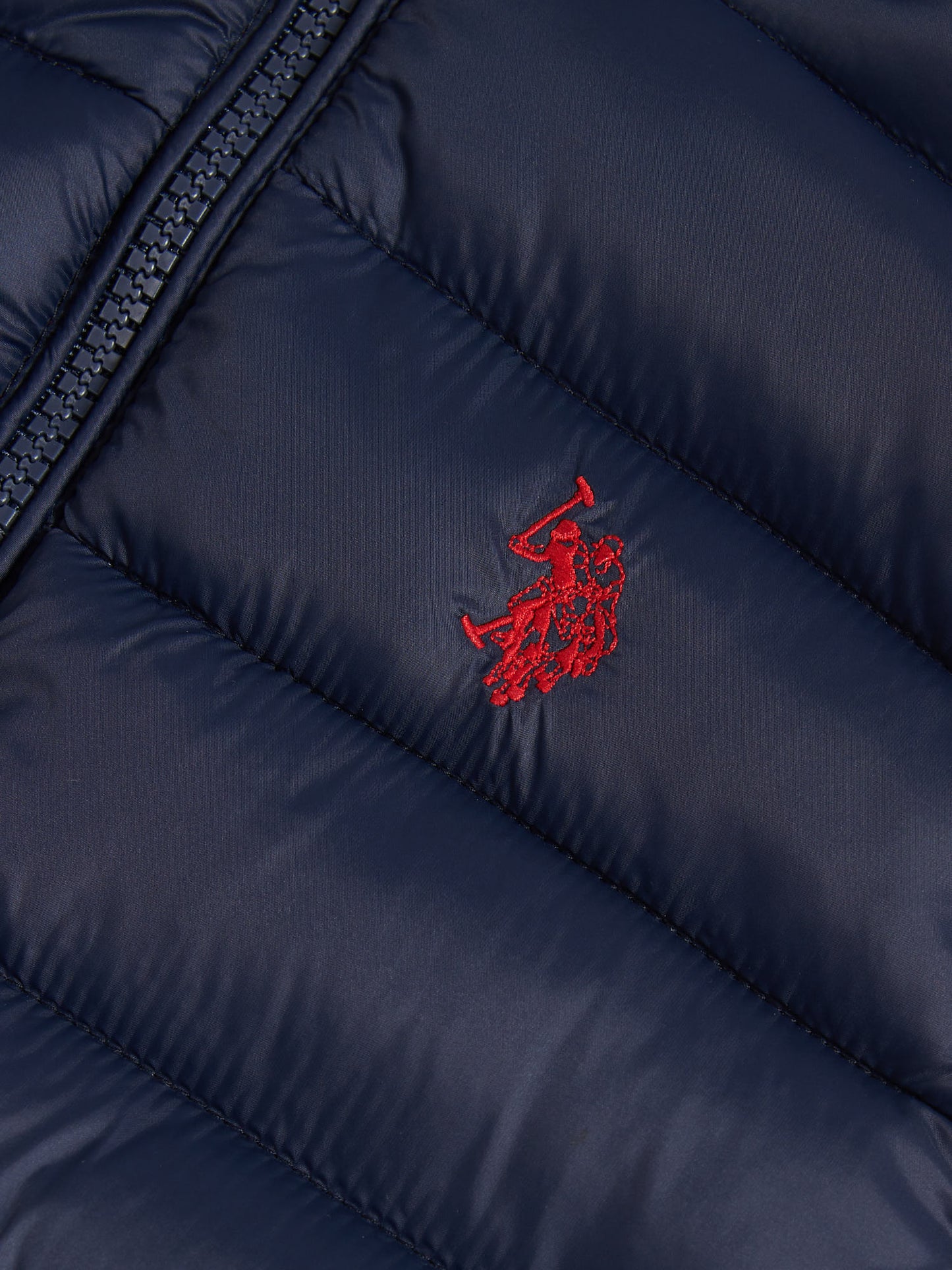Boys Lightweight Quilted Gilet Dark Sapphire Navy / Haute Red DHM