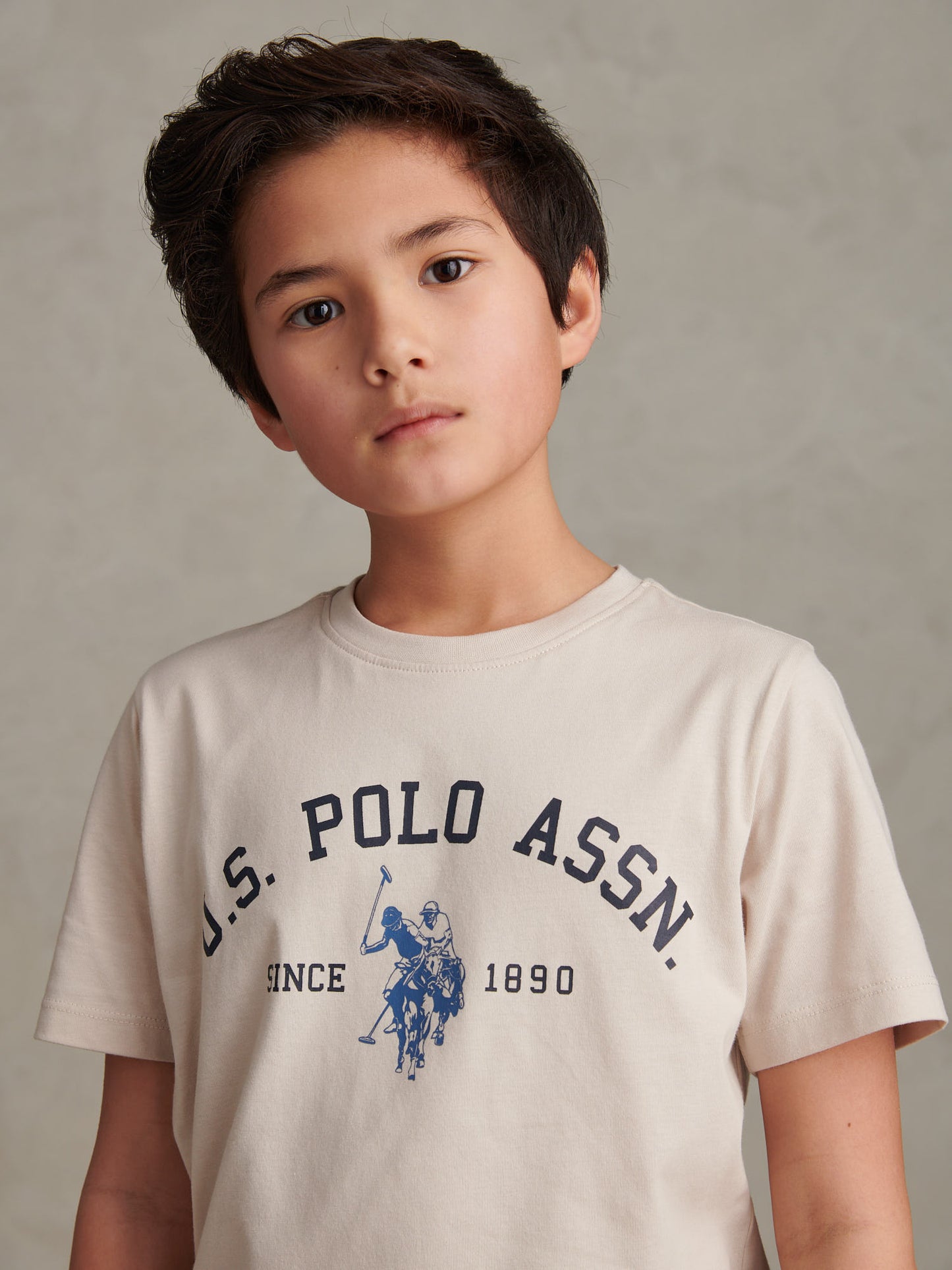 Boys Signature Arch Print T-Shirt in Beige