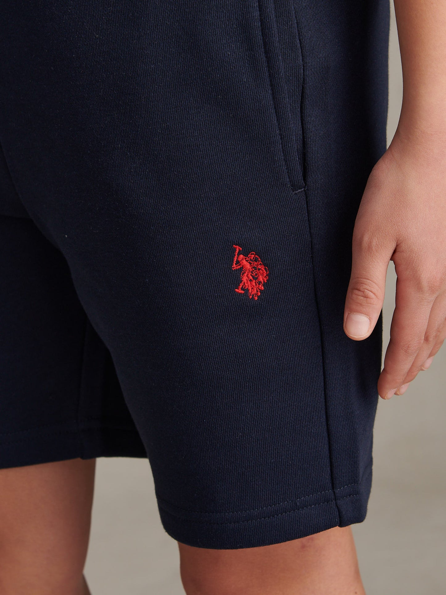 DHM LB Sweat Short Dark Sapphire Navy / Haute Red DHM