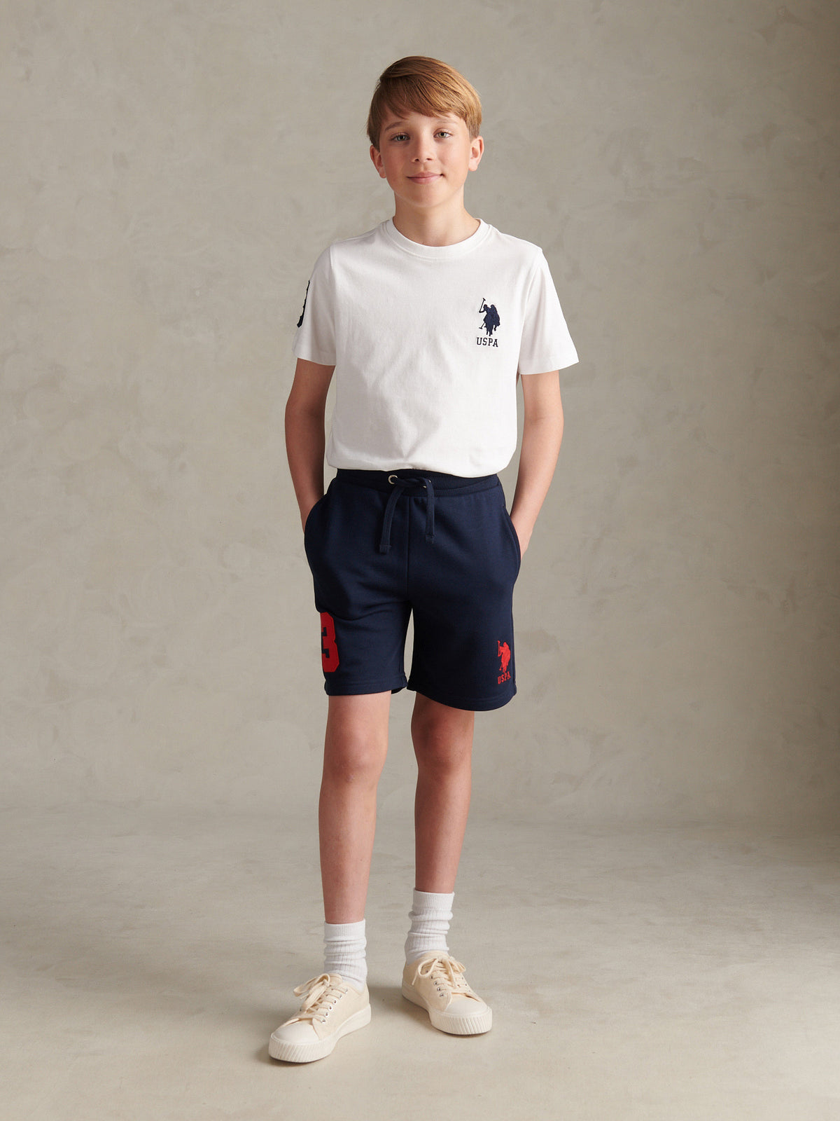 Player 3 Sweat Short Dark Sapphire Navy / Haute Red DHM