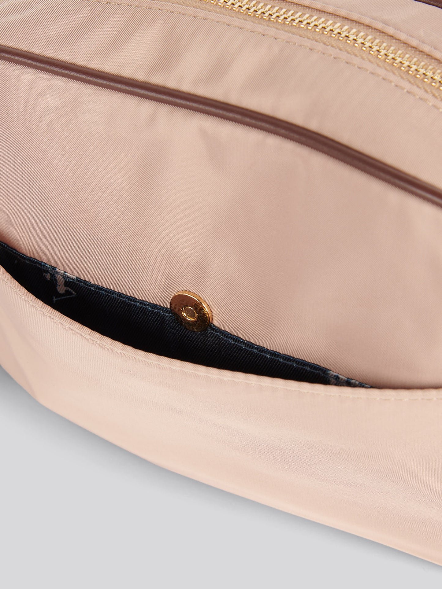 Womens Houston Crossbody Pocket Bag in Warm Taupe