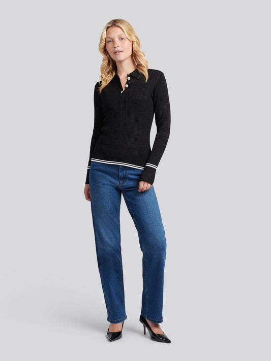 Womens Straight Fit Jean in Mid Wash