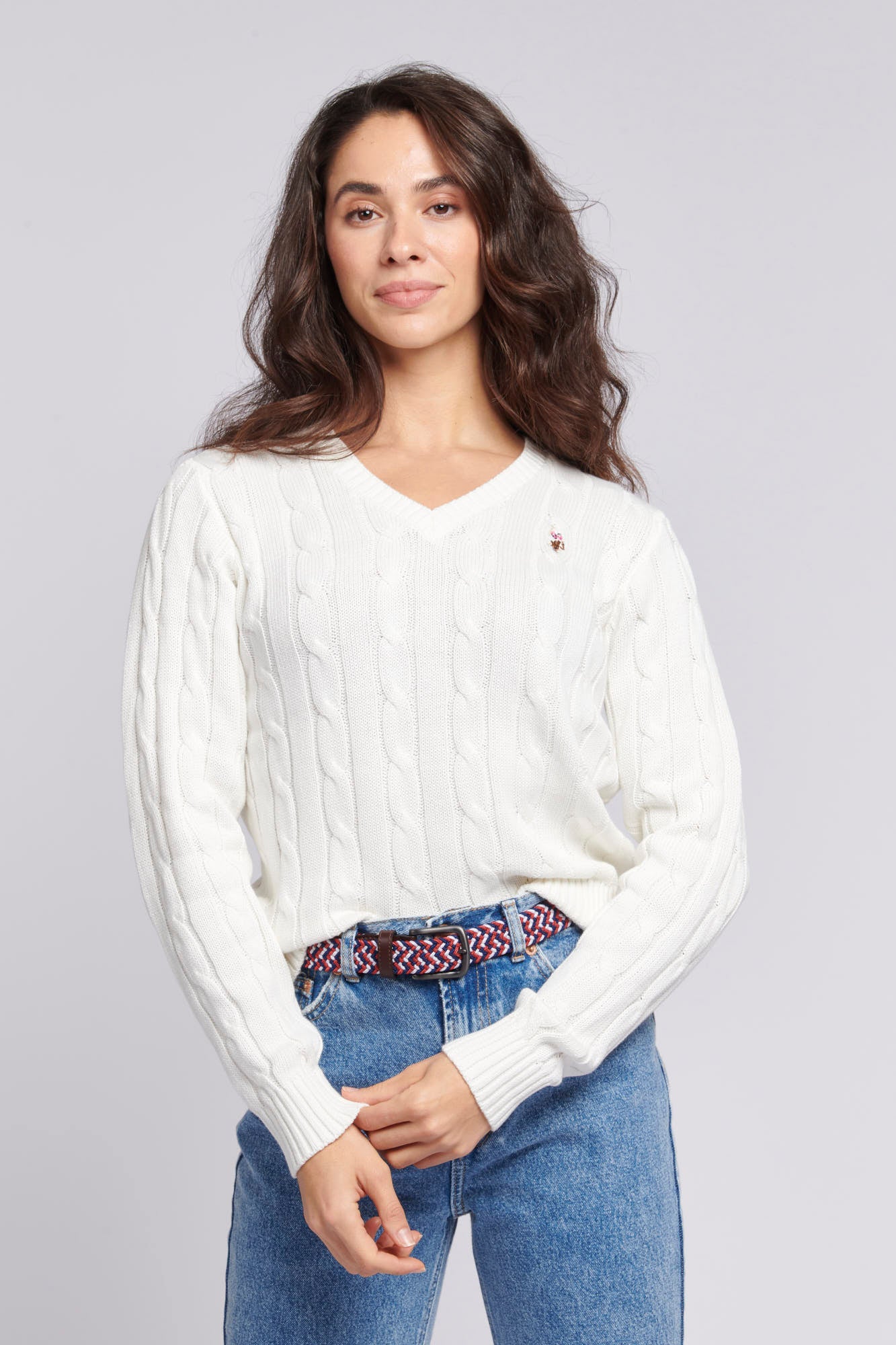 Womens V-Neck Cable Jumper in Marshmallow