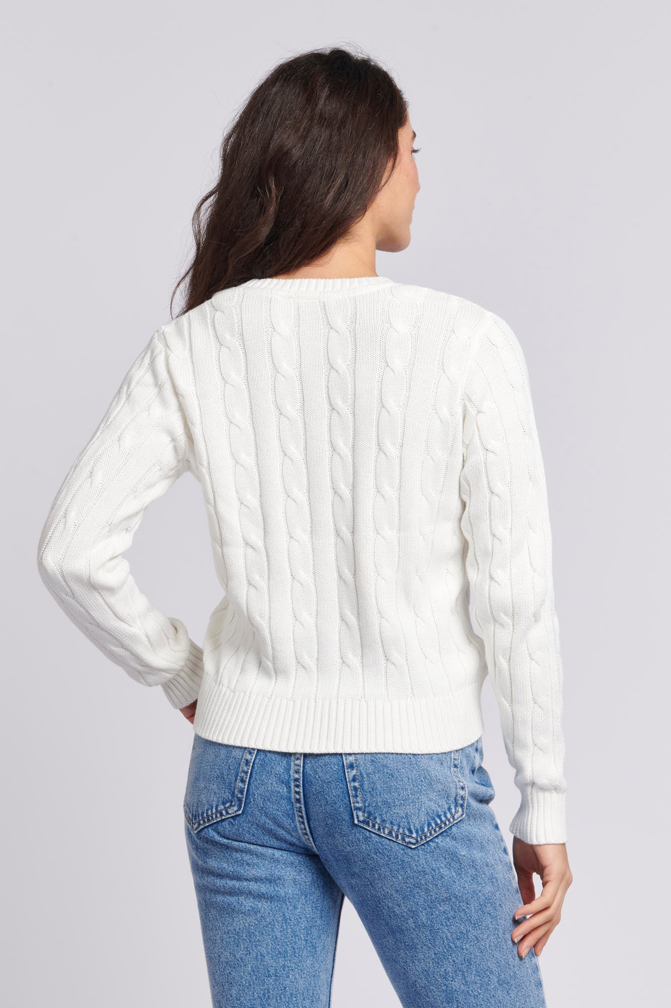 Womens V-Neck Cable Jumper in Marshmallow