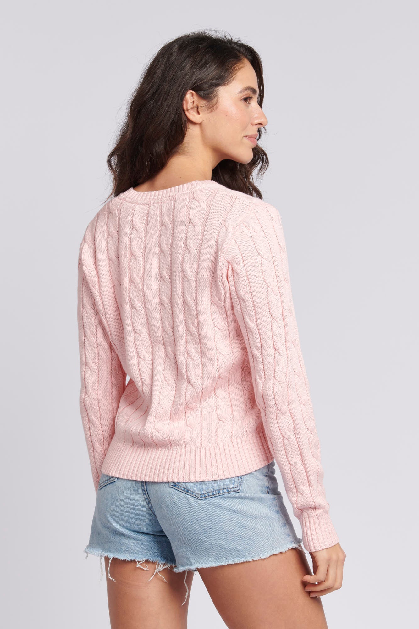 Womens V-Neck Cable Jumper in Crystal Rose