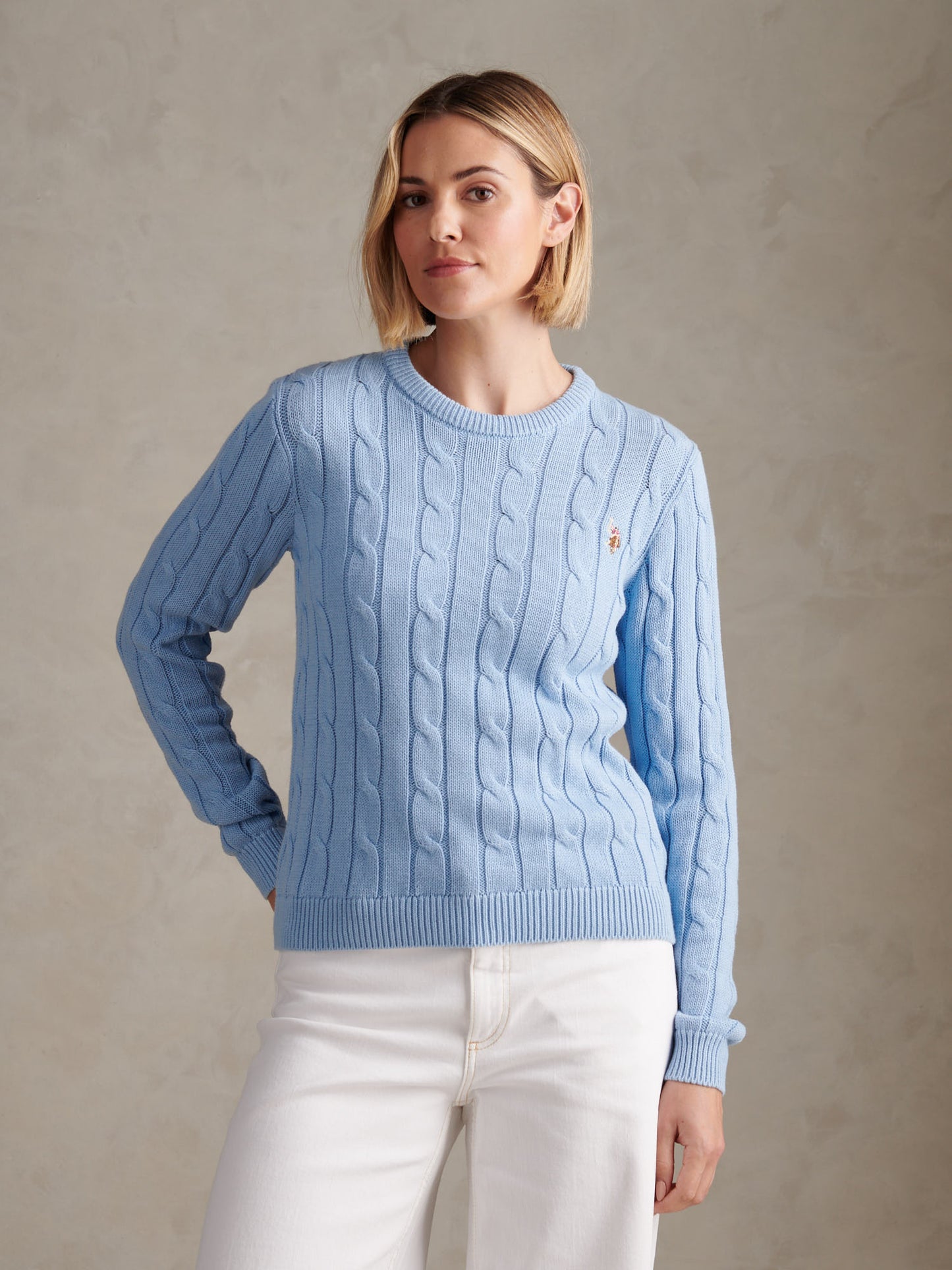 Womens Crew Neck Cable Jumper in Open Air
