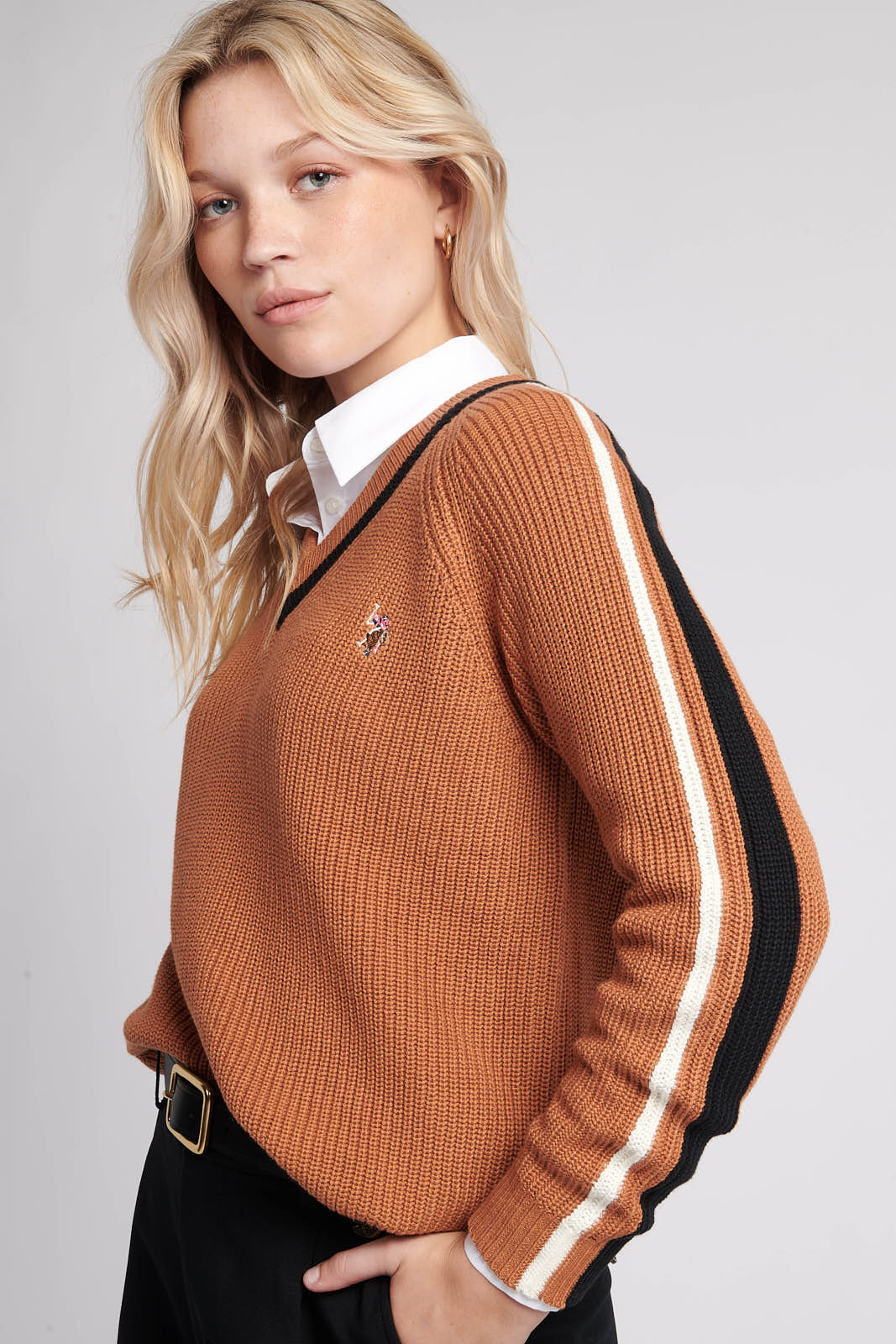 Womens Knitted Cricket Jumper in Pecan Brown