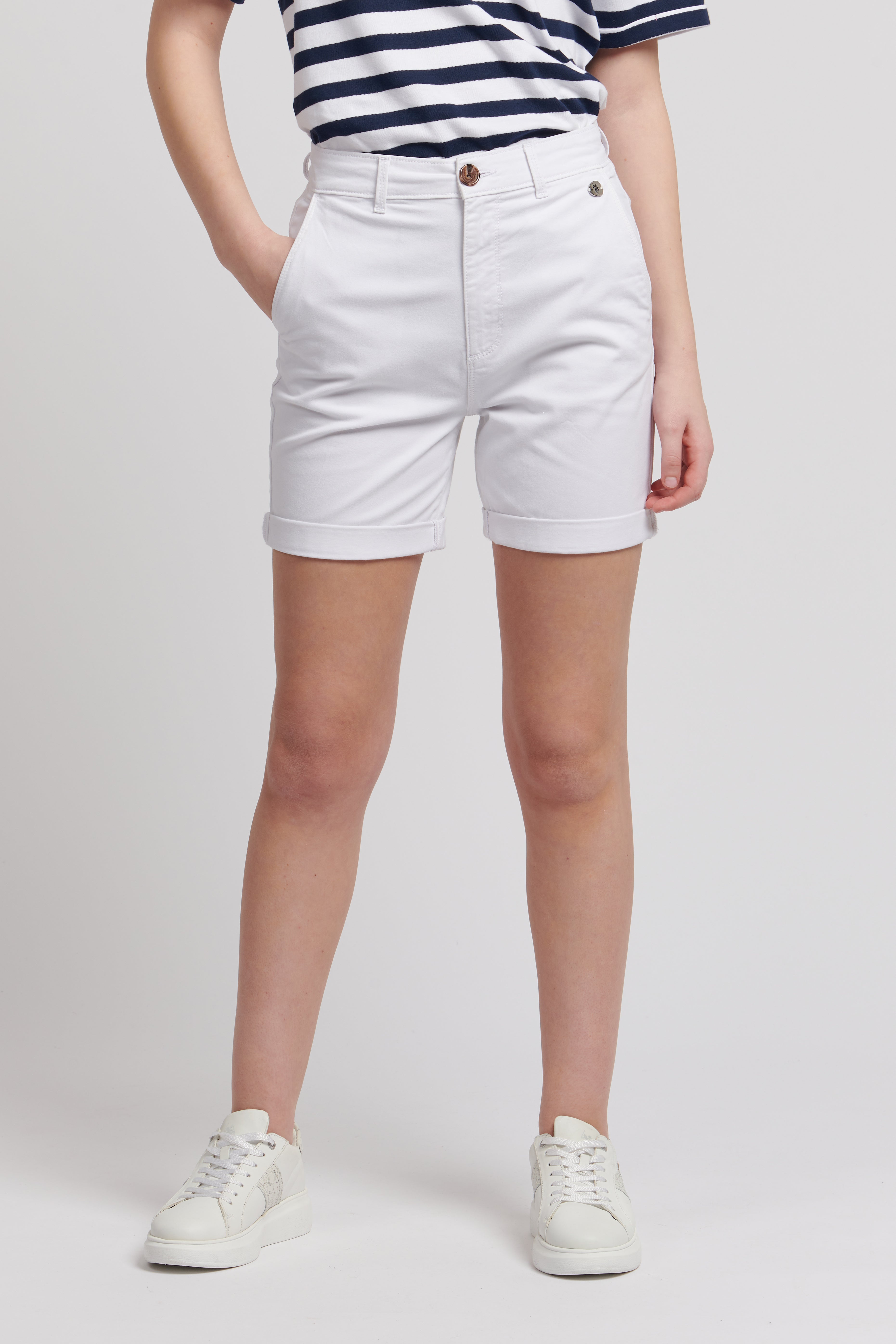 Womens Classic Chino Shorts in Bright White