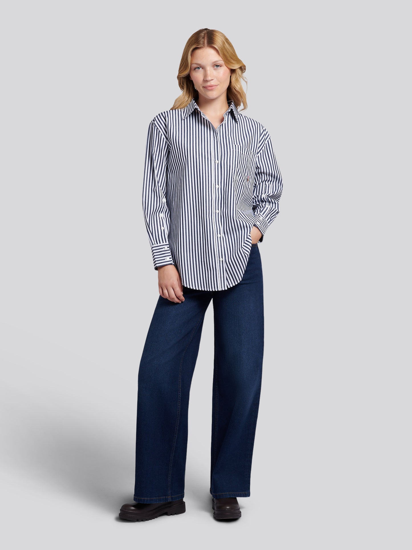 Womens Cotton Poplin Loose Fit Stripe Shirt in Navy Iris